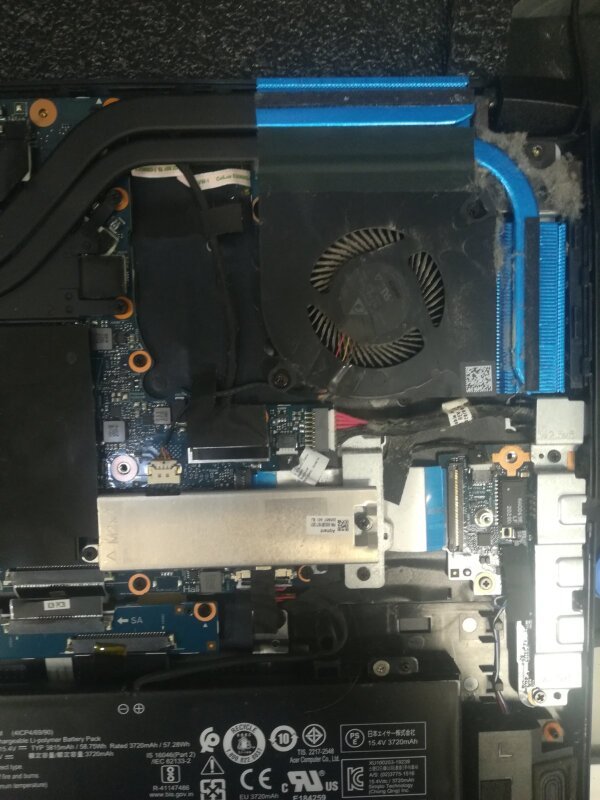 acer-laptop-helios-hardware-clean.jpg