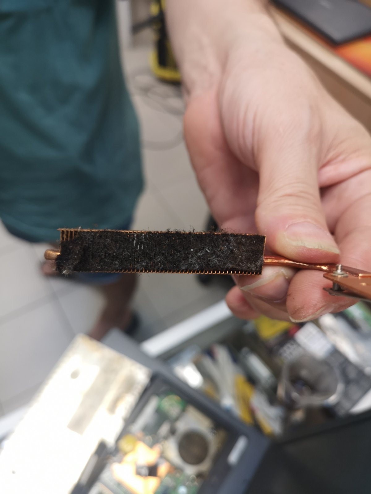 laptop-cleaning.jpg