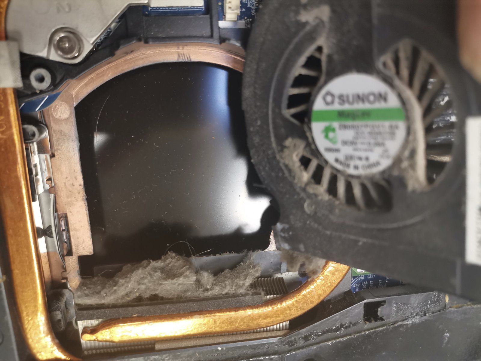 notebook-hardware-cleaning-HP-1.jpg